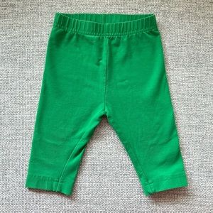 Hanna Andersson green leggings. Size 18-24 months (80cm)